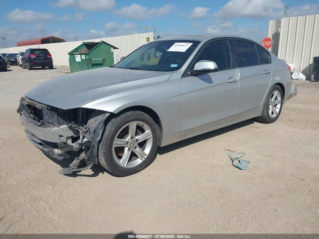 WBA3B1G56ENT01054 BMW 320i
