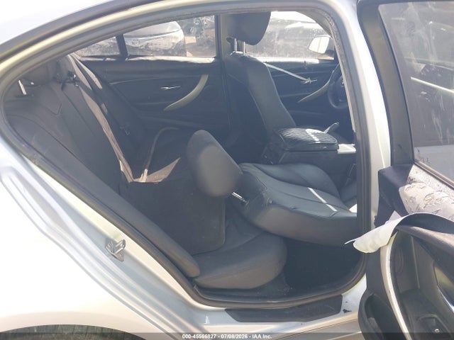 WBA3B1G56ENT01054 BMW 320i