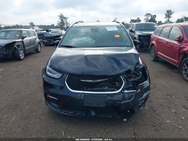 Продажа на аукционе авто 2022 Chrysler Pacifica Touring L, vin: 2C4RC1BG3NR185544, номер лота: 45566850