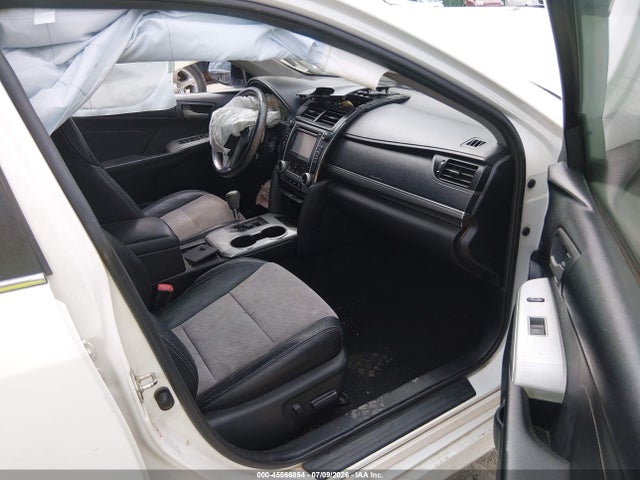 4T1BF1FK4EU760272 Toyota CAMRY SE