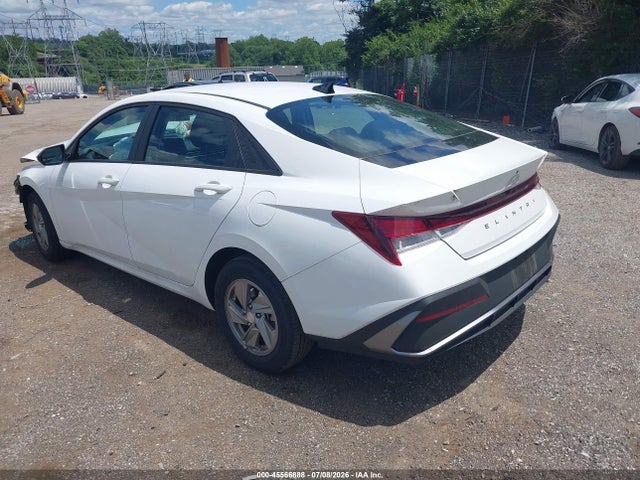 KMHLL4DG5SU978729 Hyundai ELANTRA SE