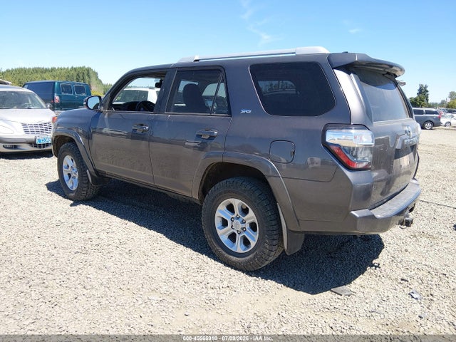 Toyota 4runner Sr5 Premium 2018 JTEBU5JR3J5565916 Image 3