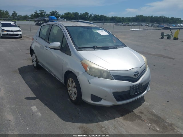 45566921 :رقم المزاد ، JTDKTUD32ED579018 vin ، 2014 Toyota Yaris Le (tmc/cbu Plant) مزاد بيع