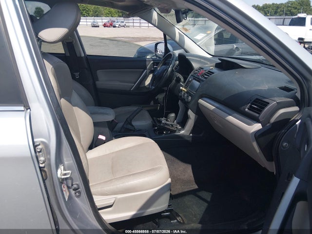 Продаж на аукціоні авто 2015 Subaru Forester 2.5i Touring, vin: JF2SJAWCXFH579880, номер лоту: 45566958
