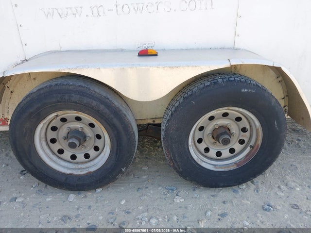 2015 Arising Industries 16 Ft 2 Axles მანქანა იყიდება აუქციონზე, vin: 5YCBE1620FH021977, აუქციონის ნომერი: 45567001