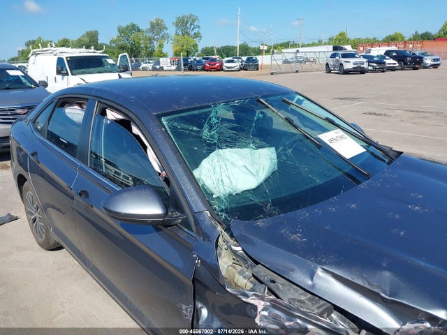 2021 Volkswagen Jetta 1.4t R-line/1.4t Se/s მანქანა იყიდება აუქციონზე, vin: 3VWC57BU5MM090446, აუქციონის ნომერი: 45567002