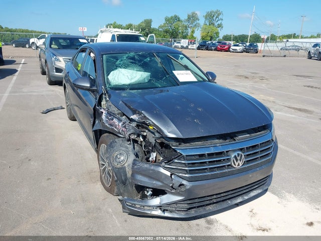 2021 Volkswagen Jetta 1.4t R-line/1.4t Se/s მანქანა იყიდება აუქციონზე, vin: 3VWC57BU5MM090446, აუქციონის ნომერი: 45567002