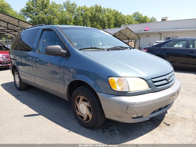 Продажа на аукционе авто 2002 Toyota Sienna Xle, vin: 4T3ZF13C72U507123, номер лота: 45567024