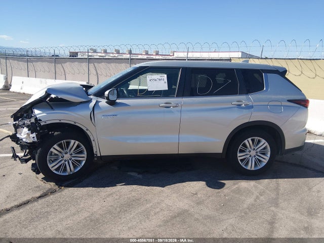 45567051 :رقم المزاد ، JA4T5UA94RZ032052 vin ، 2024 Mitsubishi Outlander Phev Es S-awc مزاد بيع
