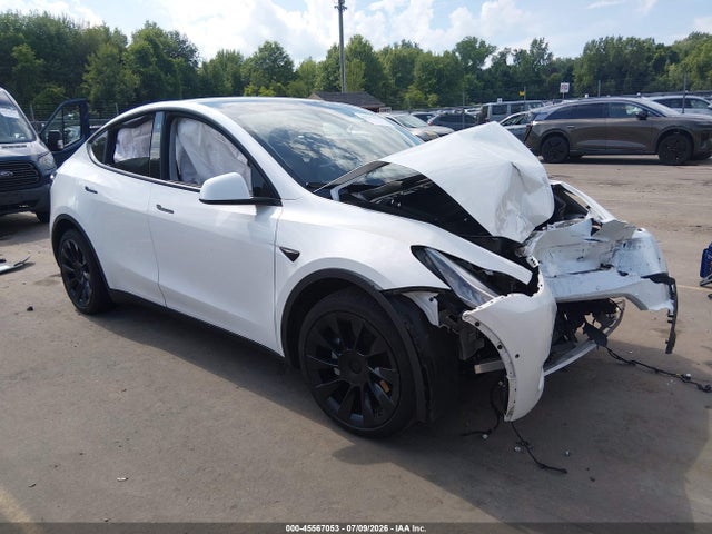 2021 Tesla Model Y Long Range Dual Motor All-wheel Drive მანქანა იყიდება აუქციონზე, vin: 5YJYGDEE6MF256452, აუქციონის ნომერი: 45567053