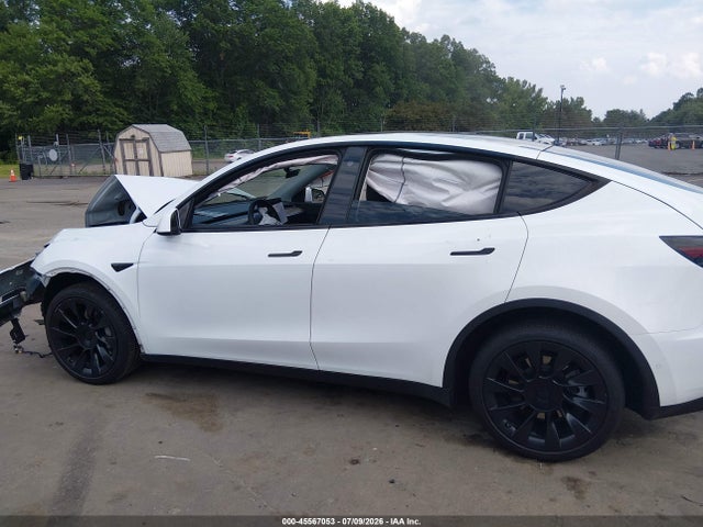 2021 Tesla Model Y Long Range Dual Motor All-wheel Drive მანქანა იყიდება აუქციონზე, vin: 5YJYGDEE6MF256452, აუქციონის ნომერი: 45567053