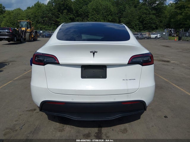 2021 Tesla Model Y Long Range Dual Motor All-wheel Drive მანქანა იყიდება აუქციონზე, vin: 5YJYGDEE6MF256452, აუქციონის ნომერი: 45567053