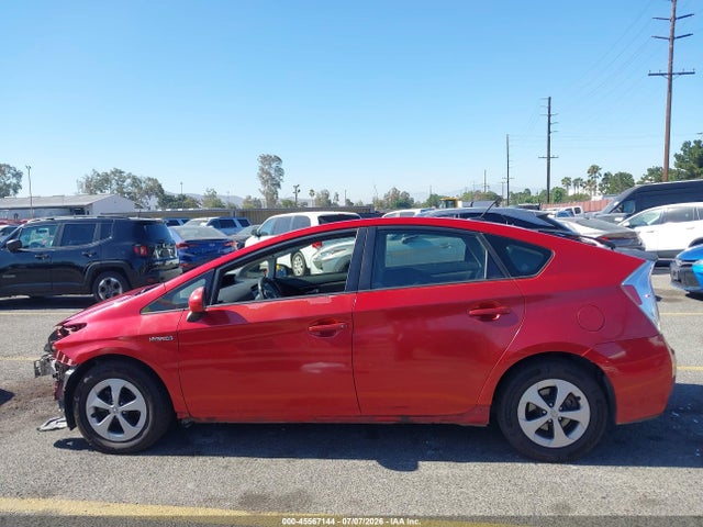 Toyota Prius Three 2014 JTDKN3DU9E0388698 Image 15