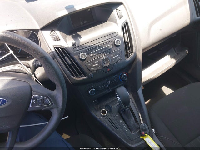 Ford FOCUS SE 2018 1FADP3F20JL313028 Image 11