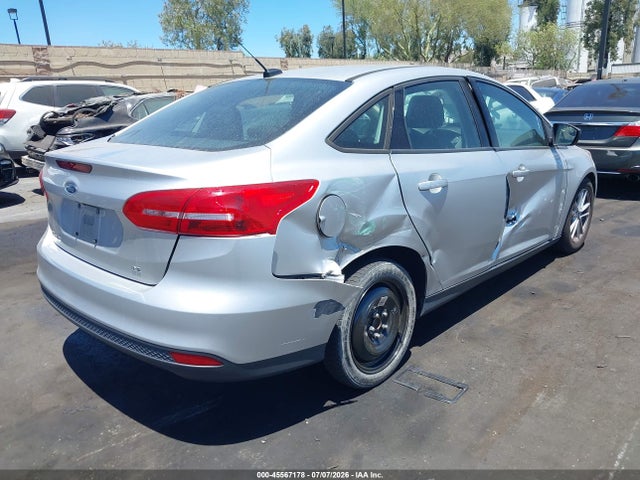 Ford FOCUS SE 2018 1FADP3F20JL313028 Image 4