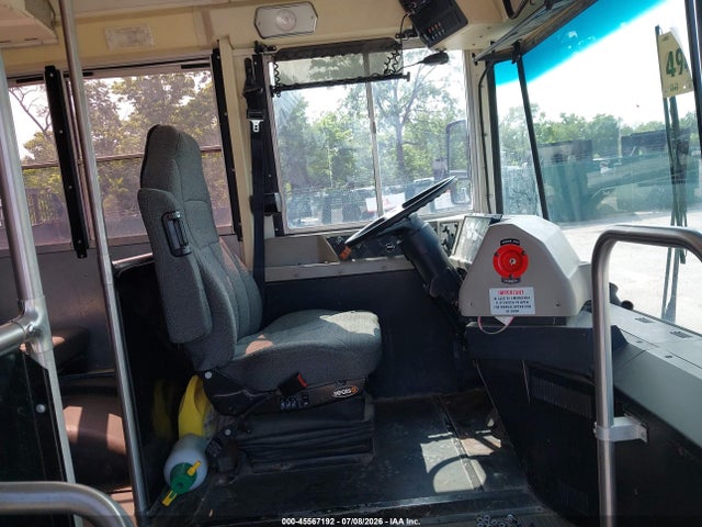 Продажа на аукционе авто 2016 Ic Corporation 3000 Re, vin: 4DRBXAAN5GB115353, номер лота: 45567192