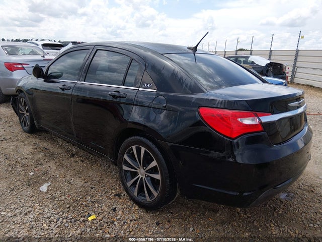 45567196 :رقم المزاد ، 1C3CCBBG9DN720260 vin ، 2013 Chrysler 200 Touring مزاد بيع
