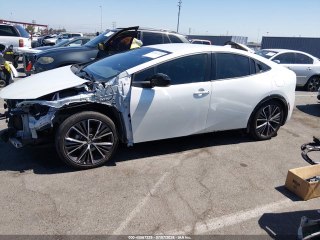 Toyota PRIUS XLE 2023 JTDACAAU7P3008012 Image 15