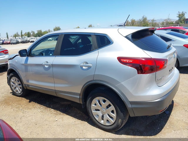 JN1BJ1CP8JW150783 Nissan Rogue Sport S