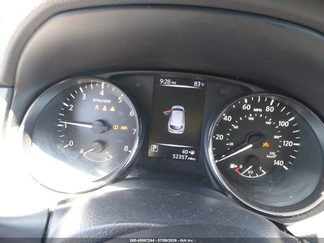 JN1BJ1CP8JW150783 Nissan Rogue Sport S