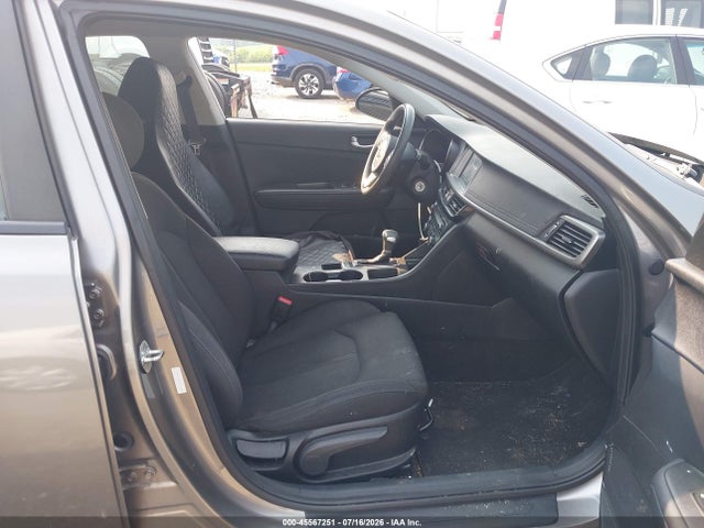 2018 Kia Optima Lx მანქანა იყიდება აუქციონზე, vin: 5XXGT4L34JG202682, აუქციონის ნომერი: 45567251