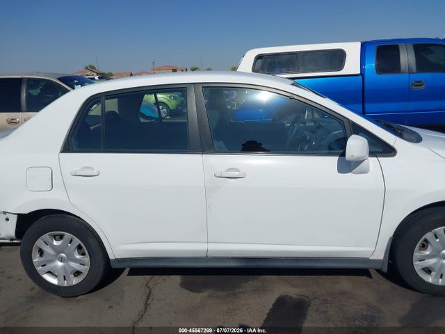 2011 Nissan Versa 1.8s მანქანა იყიდება აუქციონზე, vin: 3N1BC1AP4BL449630, აუქციონის ნომერი: 45567269