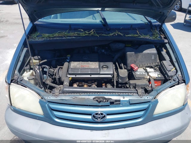 Auction sale of the 2001 Toyota Sienna Le, vin: 4T3ZF13C81U386181, lot number: 45567323