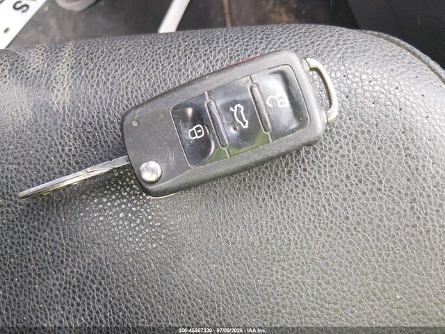45567339 :رقم المزاد ، 3VWDX7AJ6BM083749 vin ، 2011 Volkswagen Jetta 2.5l Se مزاد بيع