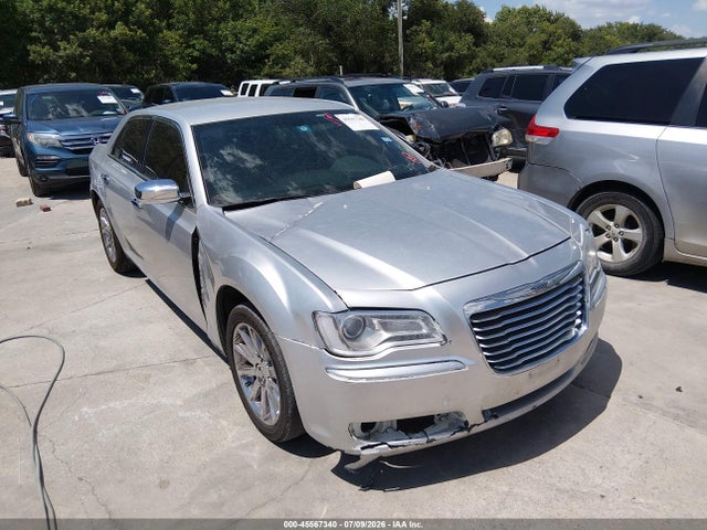 2012 Chrysler 300 Limited მანქანა იყიდება აუქციონზე, vin: 2C3CCACG7CH243036, აუქციონის ნომერი: 45567340