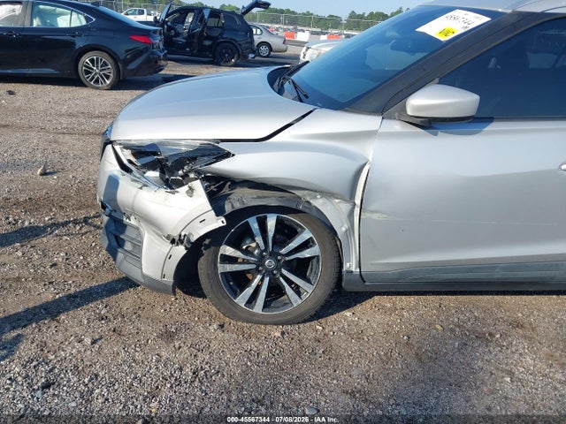 Продаж на аукціоні авто 2020 Nissan Kicks Sv Xtronic Cvt, vin: 3N1CP5CV6LL479130, номер лоту: 45567344