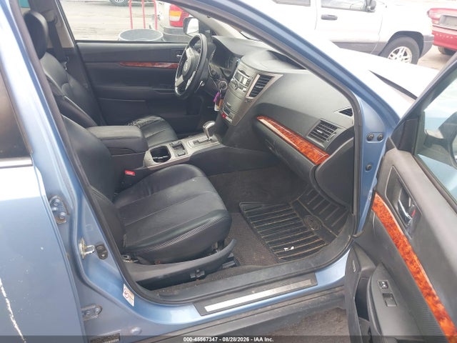 45567347 :رقم المزاد ، 4S4BRBKC2B3439974 vin ، 2011 Subaru Outback 2.5i Limited مزاد بيع