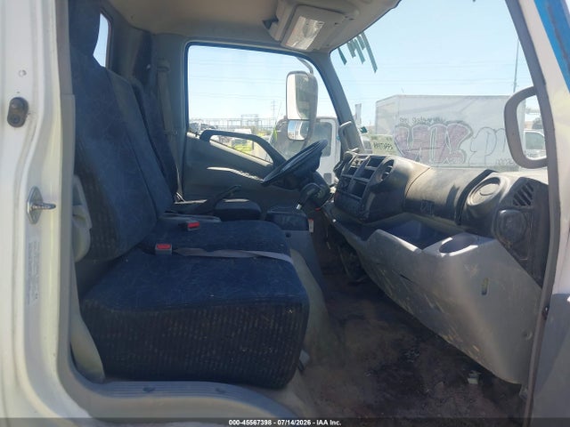 Hino 195 2016 JHHSPM2H8GK001598 Image 7