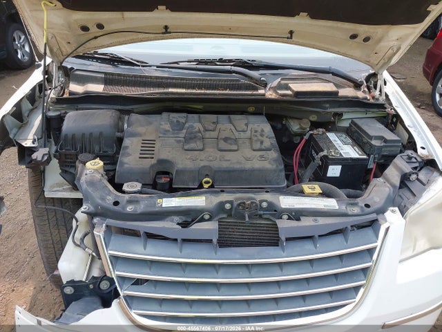 45567406 :رقم المزاد ، 2A4RR7DX9AR448848 vin ، 2010 Chrysler Town & Country New Limited مزاد بيع