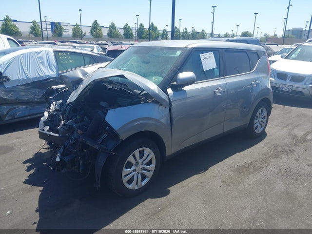 KIA SOUL LX 2022 KNDJ23AU9N7826393 Image 2