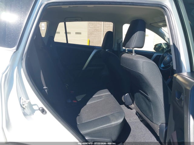 JTMZFREV3JJ150484 Toyota RAV4 LE