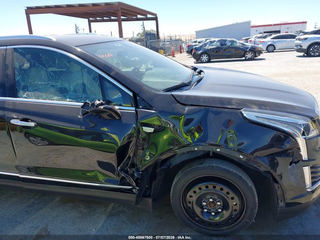 1GYKNARS6HZ299578 Cadillac Xt5 Standard