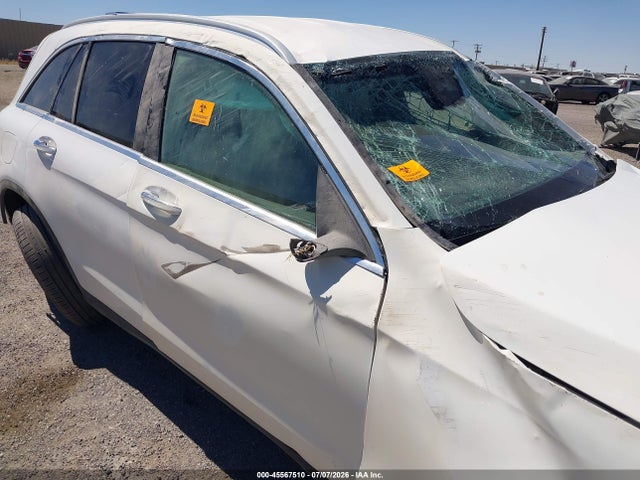 45567510 :رقم المزاد ، W1N0G8DBXMV324791 vin ، 2021 Mercedes-benz Glc 300 Suv مزاد بيع