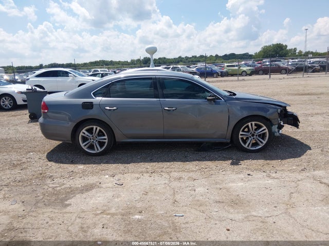 Продаж на аукціоні авто 2015 Volkswagen Passat 2.0l Tdi Se, vin: 1VWBV7A3XFC076423, номер лоту: 45567521