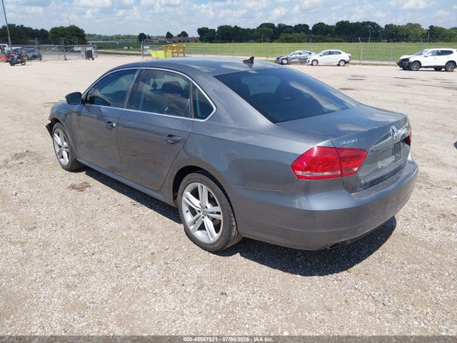Продаж на аукціоні авто 2015 Volkswagen Passat 2.0l Tdi Se, vin: 1VWBV7A3XFC076423, номер лоту: 45567521