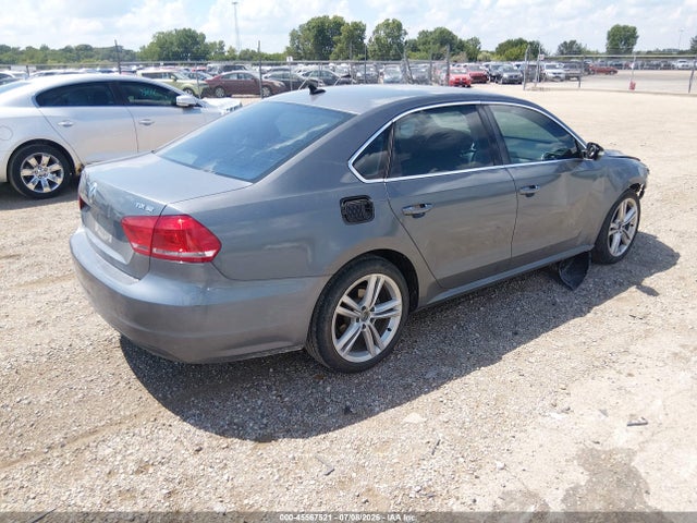 Продаж на аукціоні авто 2015 Volkswagen Passat 2.0l Tdi Se, vin: 1VWBV7A3XFC076423, номер лоту: 45567521