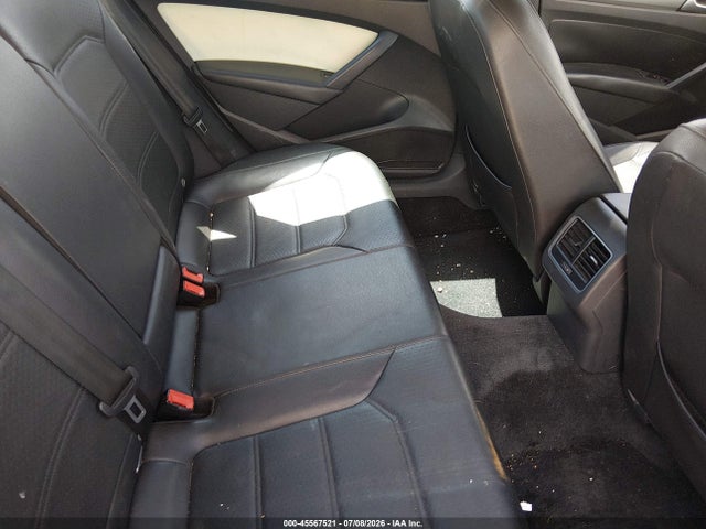 Продаж на аукціоні авто 2015 Volkswagen Passat 2.0l Tdi Se, vin: 1VWBV7A3XFC076423, номер лоту: 45567521