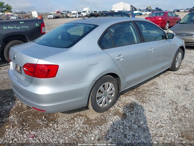 Продаж на аукціоні авто 2014 Volkswagen Jetta 2.0l S, vin: 3VW2K7AJ8EM327802, номер лоту: 45567526