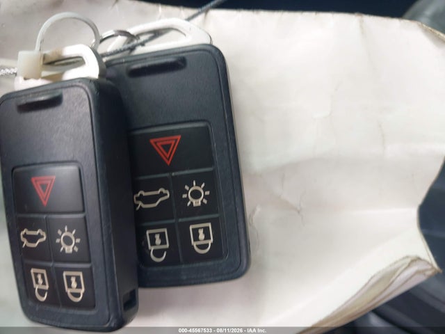 Продажа на аукционе авто 2016 Volvo Xc60 T6 Drive-e, vin: YV449MRK9G2927691, номер лота: 45567533