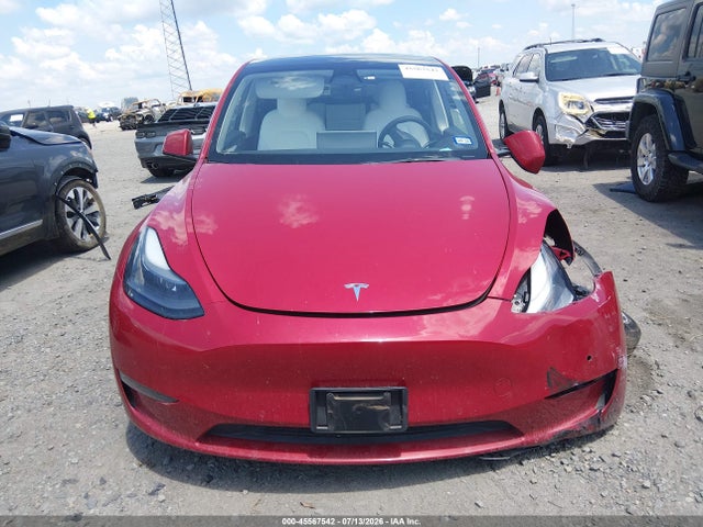 Продажа на аукционе авто 2022 Tesla Model Y Long Range Dual Motor All-wheel Drive, vin: 7SAYGAEE0NF542381, номер лота: 45567542