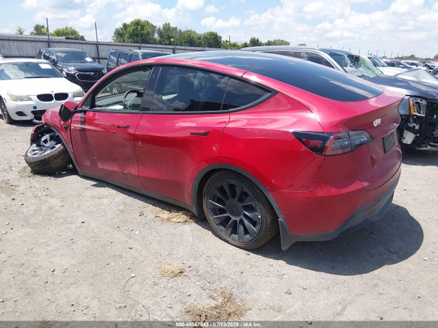 Продажа на аукционе авто 2022 Tesla Model Y Long Range Dual Motor All-wheel Drive, vin: 7SAYGAEE0NF542381, номер лота: 45567542