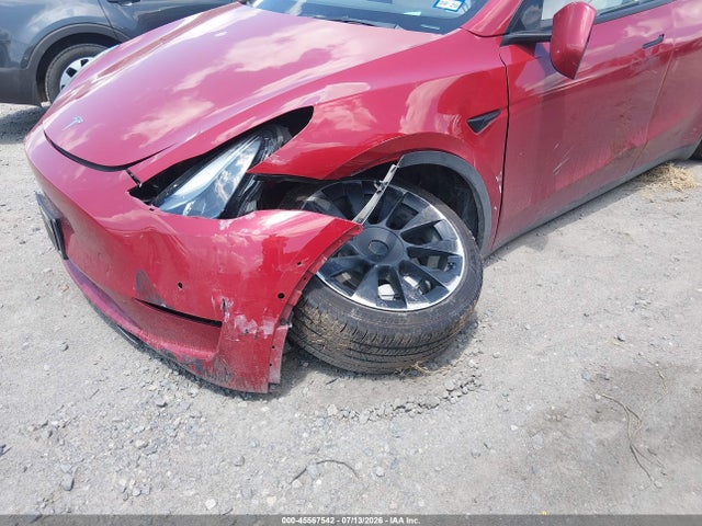 Продажа на аукционе авто 2022 Tesla Model Y Long Range Dual Motor All-wheel Drive, vin: 7SAYGAEE0NF542381, номер лота: 45567542