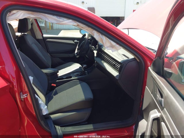 3VW7W7BU2TM045350 Volkswagen JETTA SE