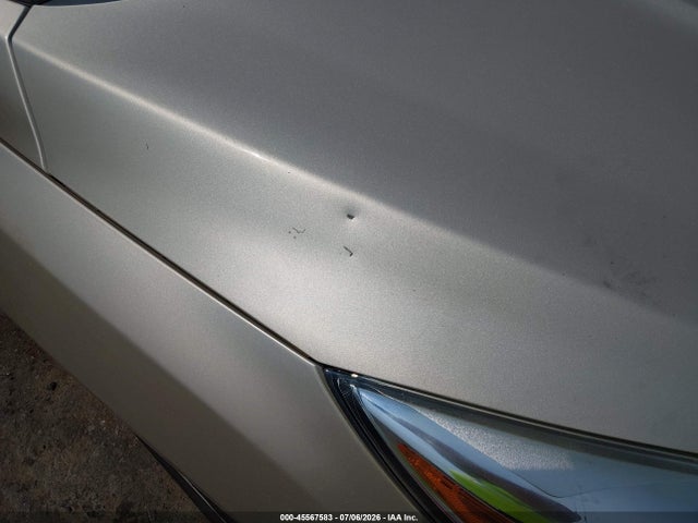 Ford FOCUS SE 2018 1FADP3F27JL270095 Image 6