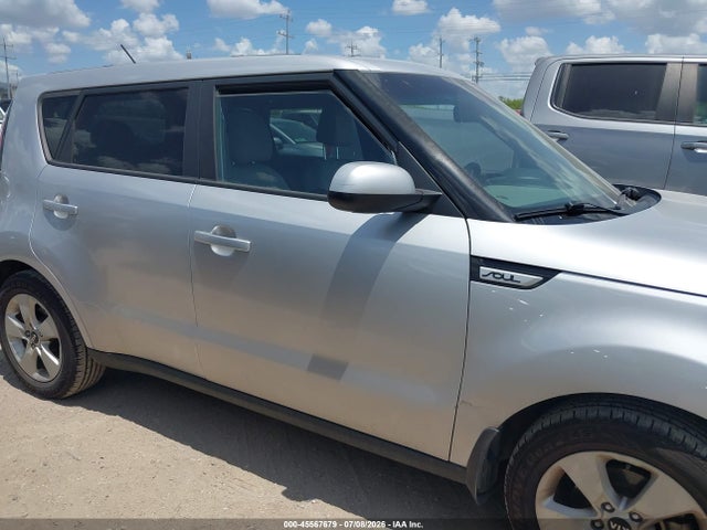 KIA Soul 2017 KNDJN2A23H7471872 Image 13