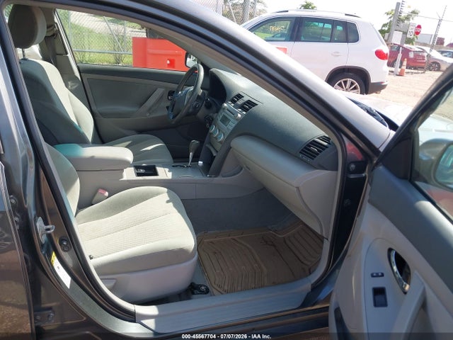 2009 Toyota Camry Le მანქანა იყიდება აუქციონზე, vin: 4T4BE46K29R061335, აუქციონის ნომერი: 45567704